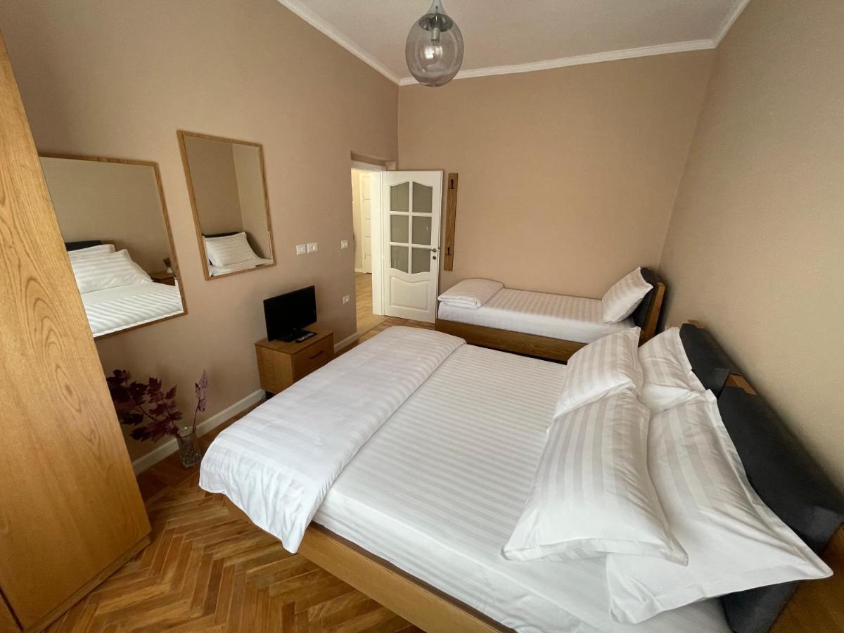Joni & Joy Center Apartment Berat Exteriér fotografie